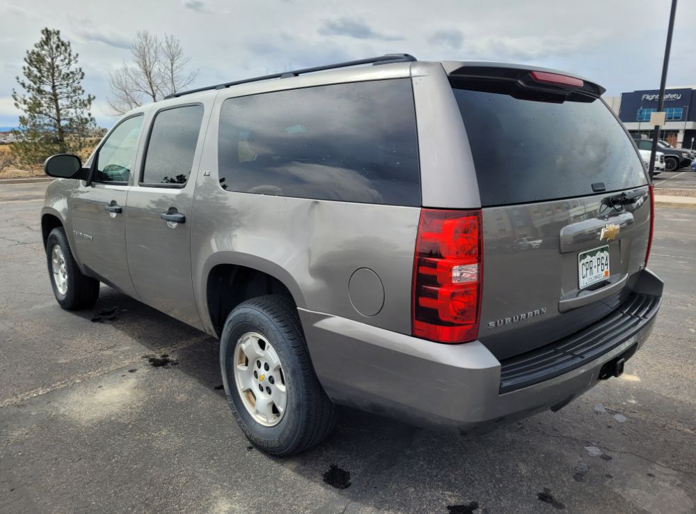 2009-chevrolet-suburban-ls (10)