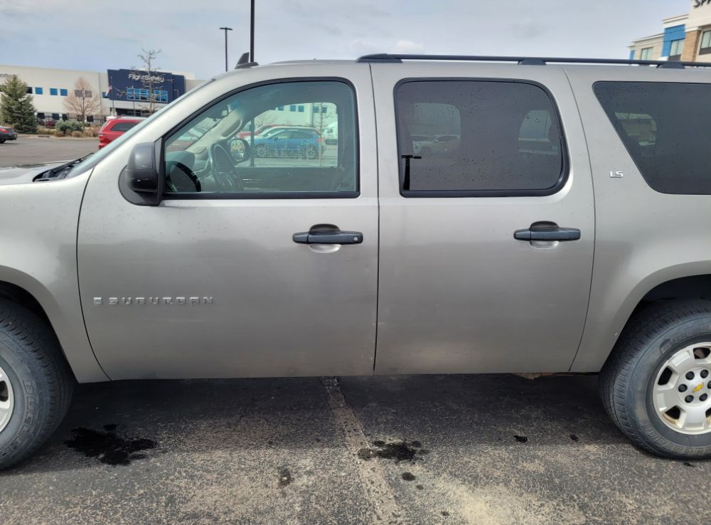 2009-chevrolet-suburban-ls (11)
