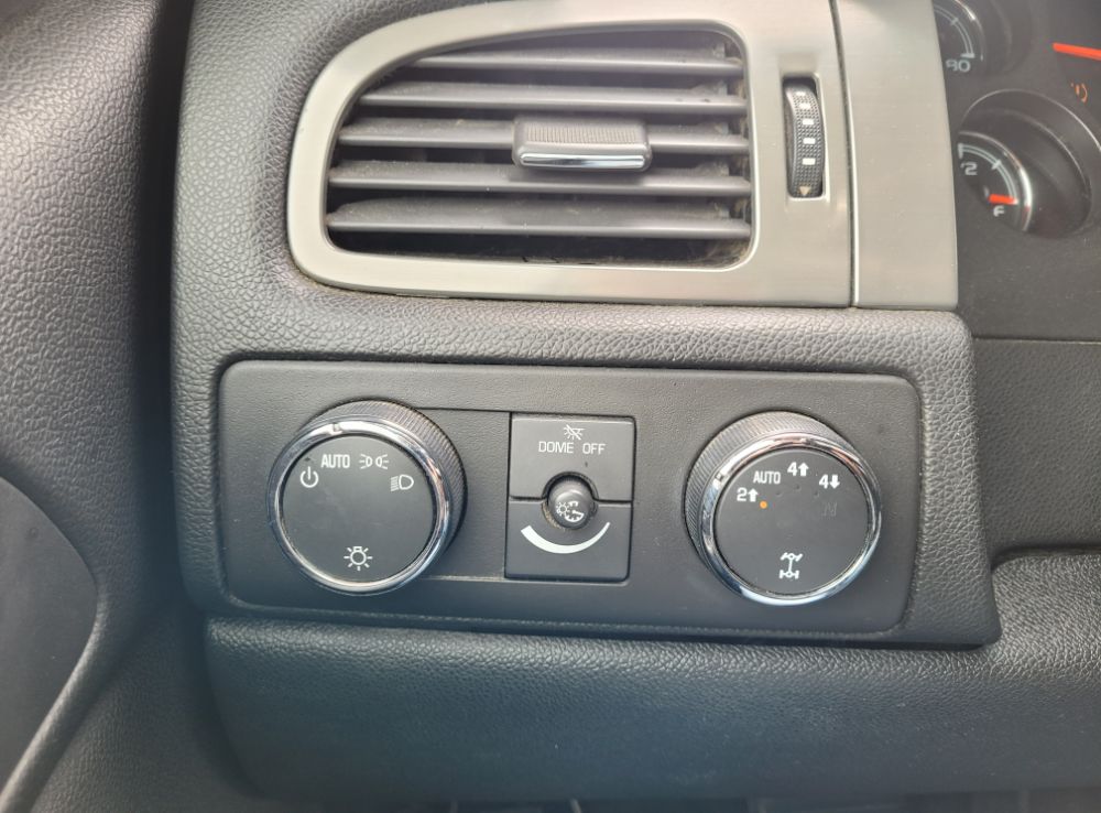2009-chevrolet-suburban-ls (12)