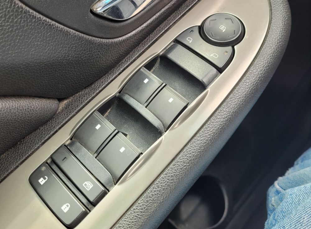 2009-chevrolet-suburban-ls (16)