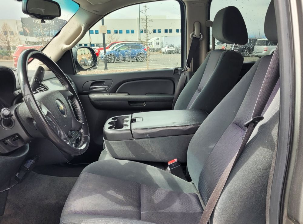 2009-chevrolet-suburban-ls (5)
