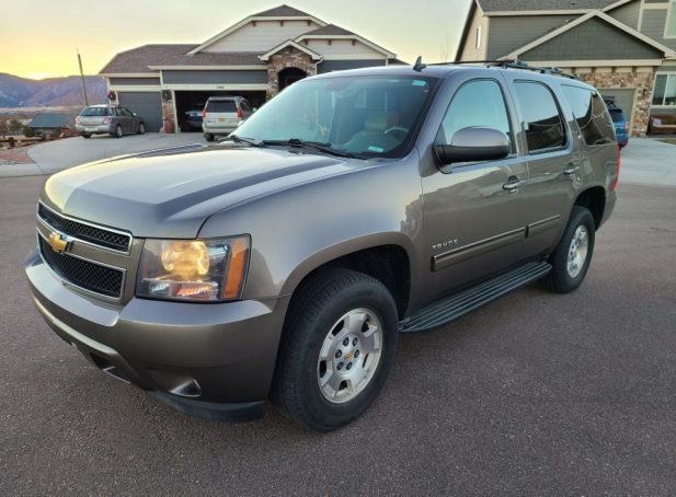2011 Chevrolet Tahoe LT tan 1